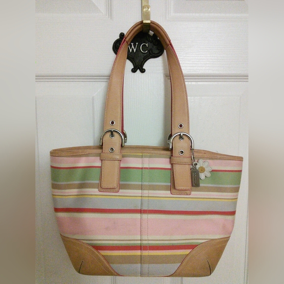 💕💚COACH Hampton Stripe Pastel Fabric and Leather Shoulder Bag 💕💚 - Picture 11 of 12